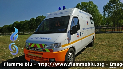 Peugeot Boxer II serie
France - Francia
Secouristes Français Croix Blanche
Parole chiave: Ambulanza Ambulance