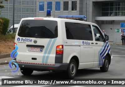 Volkswagen Transporter T5
Koninkrijk België - Royaume de Belgique - Königreich Belgien - Belgio
Police Locale Bruxelles Capitale Ixelles - Brussel Hoofdstad Elsene
