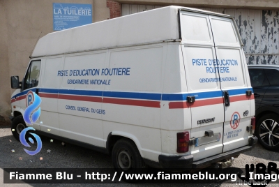 Peugeot J5
France - Francia
Gendarmerie Nationale
