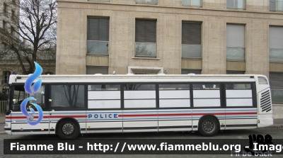 Irisbus ?
France - Francia
Police Nationale
Direction Opérationnelle des Services Techniques et Logistiques (DOSTL)
