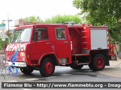 Berliet ?
France - Francia
Sapeur Pompiers SDIS 46 Du Lot
