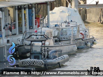 Gommone
France - Francia
Prefecture De Police
