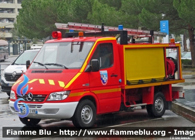 Mercedes-Benz Sprinter II serie
Francia - France
Sapeurs Pompiers Aeroport Toulouse Blagnac
