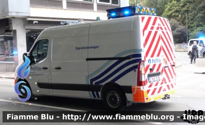 Opel Movano
Koninkrijk België - Royaume de Belgique - Königreich Belgien - Belgio
Politie Mouscron
