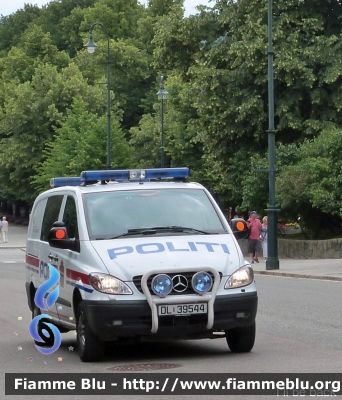 Mercedes-Benz Vito II serie
Kongeriket Norge - Kongeriket Noreg - Norvegia
Politi - Polizia 
Parole chiave: Mercedes-Benz Vito_IIserie