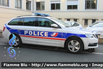 Skoda Octavia Wagon V serie
France - Francia
Police Nationale
Parole chiave: Skoda Octavia_Wagon_Vserie