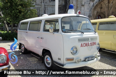 Volkswagen Transporter T2
Portugal - Portogallo
Marinha Portuguesa 
Veicolo storico in forza alla Marina Militare Portoghese dal 1969 al 2009
Parole chiave: Ambulanza Volkswagen Transporter_T2