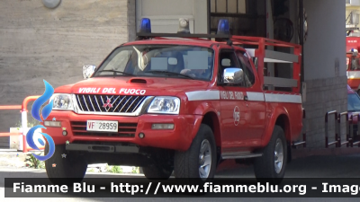 Mitsubishi L200 III serie
Vigili del Fuoco 
Comando Provinciale di Cosenza
Ex Corpo forestale dello stato
VF 28959
Parole chiave: Mitsubishi L200_IIIserie VF28959