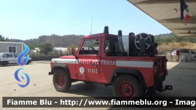 Land Rover Defender 90
Vigili del Fuoco
Comando Provinciale di Catanzaro
Distaccamento Permanente di Soverato (CZ)
Antincendio Boschivo 
VF 22338
Parole chiave: Land_Rover_Defender_90_Catanzaro_AIB_Soverato