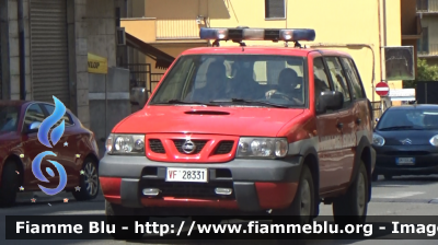 Nissan Terrano II serie restyle
Vigili del Fuoco
Comando provinciale di Cosenza
Fuoristrada ex corpo forestale dello stato
VF 28331
Parole chiave: Nissan Terrano_IIserie_restyle VF28331