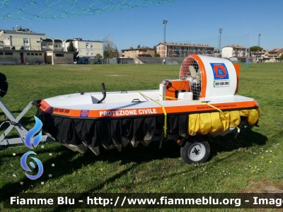 Hovercraft
Protezione Civile
Gruppo Comunale di Trieste
Parole chiave: Hovercraft