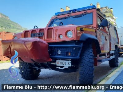 Iveco LMV Lince
Vigili del Fuoco
Corpo Permanente di Bolzano
Berufsfeuerwehr Bozen
VF 080 BZ
Parole chiave: Iveco LMV_Lince VF080BZ