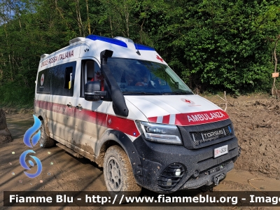 Torsus Terrastorm
Croce Rossa Italiana
Reparto Sanità Pubblica
Allestimento Mariani Fratelli/INMM 
CA 09 19-11 
CRI 462 AI 

Ambulanza infermieristica impiegata durante l'emergenza alluvione Romagna 2023
Parole chiave: Torsus Terrastorm CRI462AI