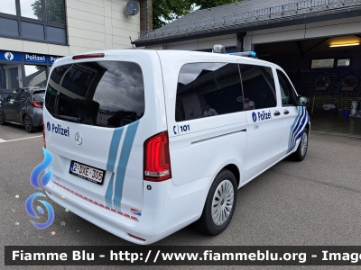 Mercedes-Benz Classe V
Belgique - België - Belgien
Polizei Zone Eifel - Police de l'Eifel - Polizia dell'Eifel
Streifenwagen - Patrouille - Autopattuglia
Parole chiave: Mercedes-Benz Classe_V polizei_eifel