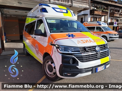 Volkswagen Transporter T6 restyle
Croce Bianca Bolzano
Sezione Cortina d'Ampezzo (BL)
Ambulanza
Automezzo 895
Allestimento Ambulanz Mobile 
PC ZS 1EM
Parole chiave: Volkswagen Transporter_T6 PCZS1EM