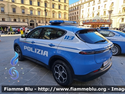 Alfa Romeo Tonale
Polizia di Stato
Squadra Volante
Allestimento FCA
POLIZIA M8053
Parole chiave: Alfa-Romeo Tonale POLIZIAM8053