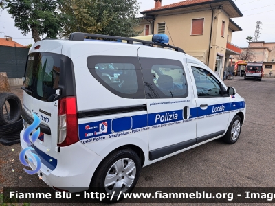 Dacia Dokker
Polizia Locale di Cesenatico (FC)
Automezzo A5
Allestimento Focaccia
POLIZIA LOCALE YA 307 AL
Parole chiave: Dacia Dokker POLIZIALOCALEYA307AL