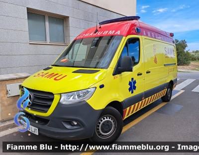 Mercedes-Benz Sprinter IV serie 
España - Spagna
Generalitat Valenciana - Generalità Valenziana
Servei d'Ajuda Mèdica Urgent (SAMU) - Ambulanza di soccorso avanzato
Automezzo 20147
Parole chiave: Mercedes-Benz Sprinter_IVserie generalitat_valenciana