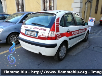 Citroen C3
Polizia Municipale di Lucca
Auto 12
Allestimento Bertazzoni
POLIZIA LOCALE YA 237 AB
Parole chiave: Citroen C3 POLIZIALOCALEYA237AB