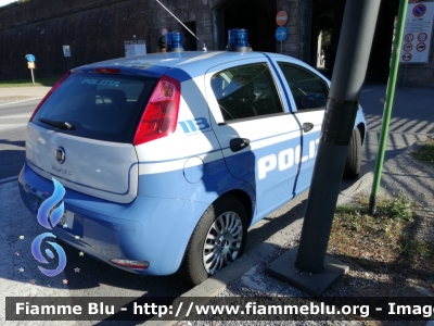 Fiat Punto VI serie
Polizia di Stato
POLIZA N5020

In servizio al Lucca Comics 2017
Parole chiave: Fiat Punto_VIserie POLIZAN0520