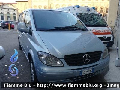 Mercedes-Benz Vito II serie
Misericordia di Arezzo
Servizio di Polizia Mortuaria
Automezzo M47
Parole chiave: Mercedes-Benz Vito_IIserie