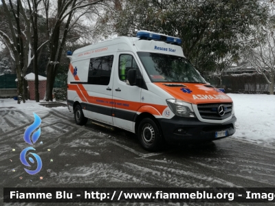 Mercedes-Benz Sprinter III serie restyle
Misericordia Campo di Marte - San Pietro Martire (FI)
Ambulanza di emergenza
Allestimento Mariani Fratelli
Automezzo CM52
Parole chiave: Mercedes_Benz Sprinter_IIIserie_restyle Misericordia Campo_di_Marte