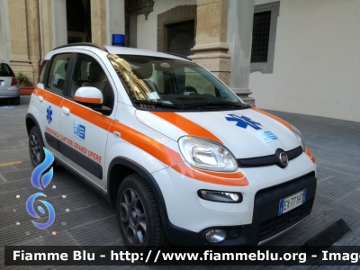 Fiat Nuova Panda 4x4 II serie
Azienda USL Toscana Centro - 118 Firenze Prato
Gestione emergenza cantieri e grandi opere
Allestimento Ciabilli
Parole chiave: Fiat Nuova_Panda_4x4_IIserie grandi_opere