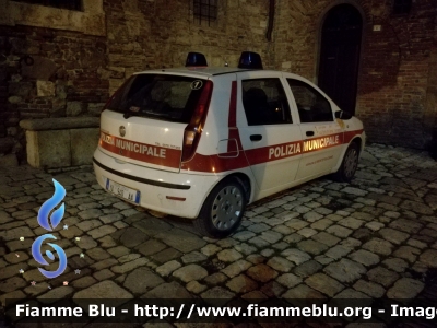 Fiat Punto III serie
Polizia Municipale di Montepulciano (SI)
Automezzo 1
Allestimento Ciabilli
POLIZIA LOCALE YA 940 AA
Parole chiave: Fiat Punto_IIIserie POLIZIALOCALEYA940AA