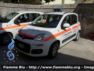 Fiat Nuova Panda II serie
P.A. Fratellanza Militare Firenze - sede sud
Trasporto organi ed emoderivati
Automezzo 30
Allestimento MAF
Parole chiave: Fiat Nuova_Panda_IIserie fratellanza_militare_firenze