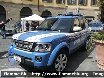 Land Rover Discovery 4
Polizia di Stato
Reparto Prevenzione Crimine
Unità Operativa di Primo Intervento
Allestimento Marazzi
Decorazione Grafica Artlantis
POLIZIA M2611
Parole chiave: Land_Rover Discovery_4 POLIZIAM2611