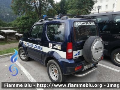 Suzuki Jimny IV serie
Polizia Locale di Livinallongo del Col di Lana - Polizia da Comun da Fodóm (BL)
Automezzo 1
EC 006 NX
Parole chiave: Suzuki Jimny_IVserie PL_Livinallongo_del_col_di_lana EC006NX