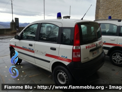 Fiat Nuova Panda 4x4 I serie
Repubblica di San Marino
Polizia Civile
RSM POLIZIA 158
Parole chiave: Fiat nuova_panda_4x4_Iserie polizia_civile RSMPOLIZIA158