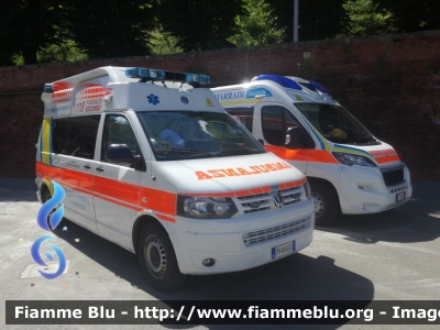 Automezzi d'emergenza
Misericordia di Marradi (FI)
Ambulanza d'emergenza Delta_46
Ambulanza medicalizzata Alfa_Marradi
Allestite EDM
Parole chiave: Peugeot Boxer_IVserie misericordia_marradi