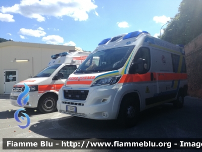 Automezzi d'emergenza
Misericordia di Marradi (FI)
Ambulanza d'emergenza Delta_46
Ambulanza medicalizzata Alfa_Marradi
Allestite EDM
Parole chiave: Peugeot Boxer_IVserie misericordia_marradi