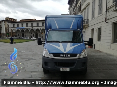 Iveco Daily IV serie restyle
Polizia di Stato
Reparto a Cavallo
Trasporto Cavalli
Allestimento AVS
POLIZIA H3208
Parole chiave: Iveco Daily_IVserie_restyle POLIZIAH3208