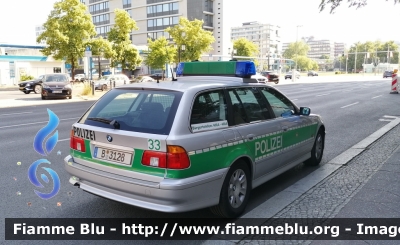 BMW 520 E39 Touring
Deutschland - Germania
Polizei Berlin - Polizia di Berlino
B - 3128
Parole chiave: BMW 520_E39_Touring Polizei_Berlin