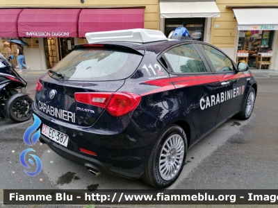 Alfa Romeo Nuova Giulietta restyle
Carabinieri
Nucleo Operativo Radiomobile
CC EC 387
Parole chiave: Alfa_Romeo Nuova_Giulietta_restyle CCEC387