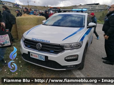 Volkswagen T-Roc
Repubblica di San Marino
Gendarmeria
RSM POLIZIA 184
Parole chiave: Volkswagen T-Roc POLIZIARSM184