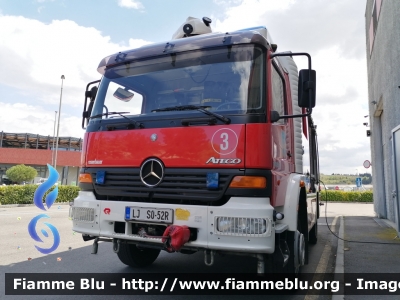 Mercedes-Benz Atego
Republika Slovenija - Repubblica Slovena
Gasilska Brigada Koper - Vigili del Fuoco Capodistria
AutoPompaSerbatoio per soccorso in galleria
Automezzo 3
Allestimento Rosenbauer
Parole chiave: Mercedes-Benz unimog Gasilska_brigada_koper