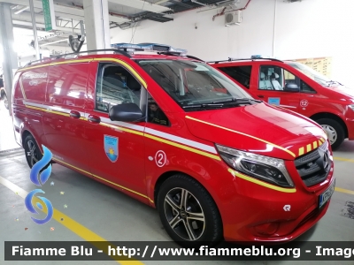 Mercedes-Benz Vito 4x4 III serie
Republika Slovenija - Repubblica Slovena
Gasilska Brigada Koper - Vigili del Fuoco Capodistria
Polisoccorso
Automezzo 2
Allestimento Rosenbauer
KP GB-002
Parole chiave: Mercedes-Benz vito_4x4_IIIserie Gasilska_brigada_koper