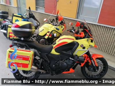 Honda VFR1200X Crosstourer
Republika Slovenija - Repubblica Slovena
Zdravstveni dom Koper - Casa della Sanità di Capodistria
Motosoccorso
Parole chiave: Honda VFR1200X_crosstourer