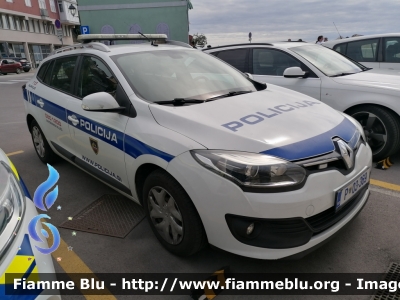 Renault Megane III serie restyle
Republika Slovenija - Repubblica Slovena
Policija - Polizia
P - 03 369
Parole chiave: Renault Megane_IIIserie_restyle policija