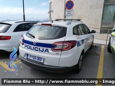 Renault Megane III serie restyle
Republika Slovenija - Repubblica Slovena
Policija - Polizia
P - 03 369
Parole chiave: Renault Megane_IIIserie_restyle policija