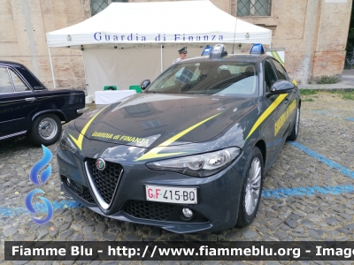 Alfa Romeo Nuova Giulia
Guardia di Finanza
Allestimento FCA
Decorazione Grafica Artlantis
GdiF 415 BQ
Parole chiave: Alfa_Romeo Nuova_Giulia GdiF415BQ