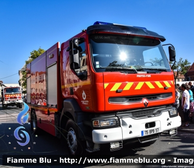 Renault Kerax 4x4 I serie
Francia - France
Sapeur Pompiers S.D.I.S. 57 - Moselle
Parole chiave: Renault Kerax_4x4_Iserie