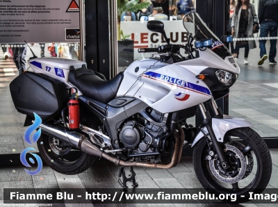 Yamaha FJR 1300
France - Francia
Police Nationale
