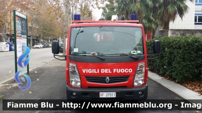 Renault Maxity
Vigili del Fuoco
Comando Provinciale di Pescara
Piattaforma Multitel Pagliero 
VF27011
Parole chiave: Renault Maxity VF27011