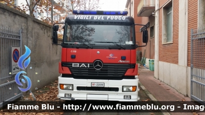 Mercedes-Benz Atego 1828 I serie
Vigili del Fuoco
Comando Provinciale di Pescara
AutoBottePompa allestimento Bai
VF 22519
Parole chiave: Mercedes-Benz Atego_1828_Iserie VF22519