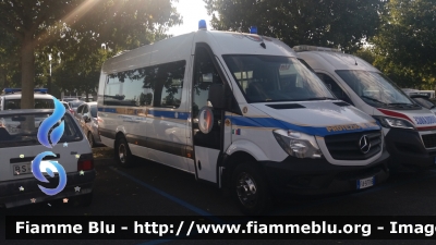 Mercedes-Benz Sprinter III serie restyle
Protezione Civile SER CB Club "Enrico Mattei" Fano (PU)
Parole chiave: Mercedes-Benz Sprinter_IIIserie_restyle Reas_2017