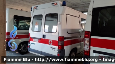 Fiat Ducato II serie
Croce Rossa Italiana
C.O.E. Avezzano
allestita Savio
CRI 14578
Parole chiave: Fiat Ducato_IIserie CRI14578